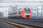 Электропоезд ЭС1-020 возвращается в Москву