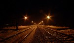 о.п. Пралески: Вид платформ в сторону Минска ночью