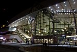 станция Минск-Пассажирский: Центральный фасад вокзала ночью